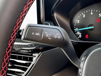Ford Focus 1.0 EcoBoost Hybrid mHEV 155 ST-Line 5dr Auto