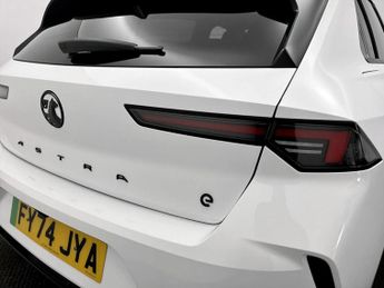 Vauxhall Astra 115kW Ultimate 54kWh 5dr Auto