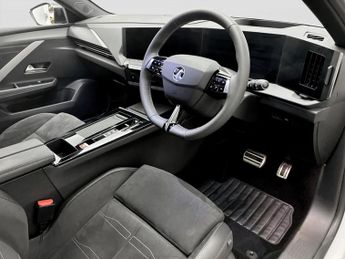 Vauxhall Astra 115kW Ultimate 54kWh 5dr Auto