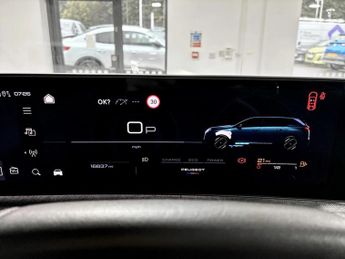 Peugeot 5008 1.2 Hybrid 145 Allure 5dr e-DSC6