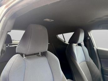 Toyota C-HR 1.8 Hybrid Dynamic 5dr CVT