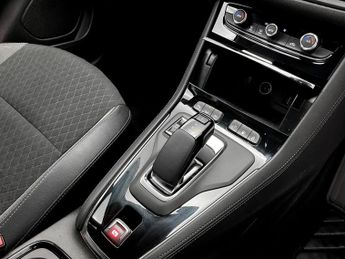 Vauxhall Grandland 1.6 Hybrid GS Line 5dr Auto