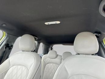 Mini Hatch 1.5 Cooper Exclusive Premium 5dr Auto