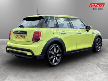 Mini Hatch 1.5 Cooper Exclusive Premium 5dr Auto