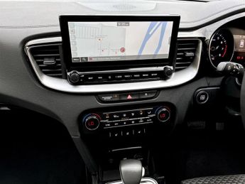 Kia Ceed 1.5T GDi ISG 138 3 5dr DCT
