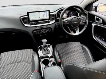 Kia Ceed 1.5T GDi ISG 138 3 5dr DCT