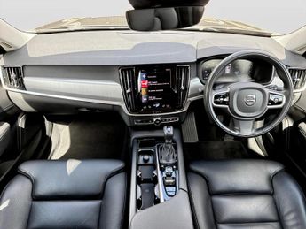 Volvo V90 2.0 T4 Momentum Plus 5dr Geartronic