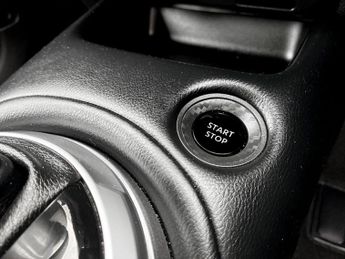 Nissan Juke 1.6 Hybrid N-Connecta 5dr Auto