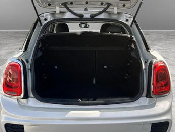 Mini Hatch 1.5 Cooper 5dr Auto