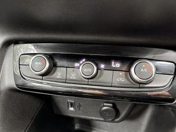 Vauxhall Corsa 100kW SE Premium 50kWh 5dr Auto [11kWCh]