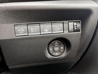 Citroen C4 100kW Shine Plus 50kWh 5dr Auto