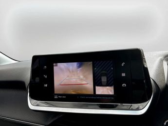 Peugeot 208 100kW Allure Premium 50kWh 5dr Auto