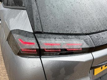 Peugeot 2008 115kW GT 54kWh 5dr Auto