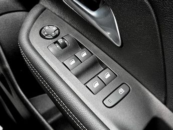 Vauxhall Mokka 100kW Ultimate 50kWh 5dr Auto