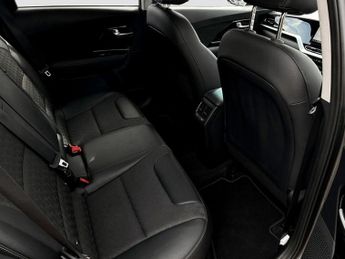 Kia Niro 1.6 GDi Hybrid Connect 5dr DCT