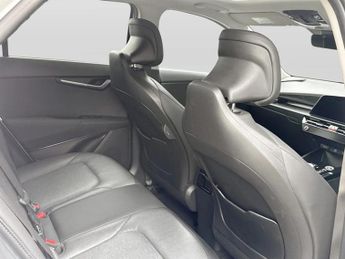 Kia Niro 150kW 4 65kWh 5dr Auto