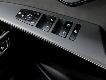 Kia Niro 150kW 4 65kWh 5dr Auto