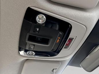 Kia Niro 150kW 4 65kWh 5dr Auto