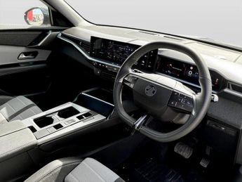 Vauxhall Grandland 157kW GS 73kWh 5dr Auto