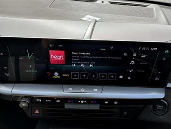 Vauxhall Grandland 157kW GS 73kWh 5dr Auto