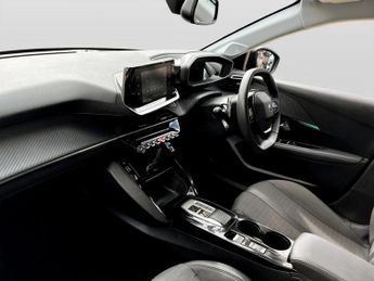 Peugeot 208 1.2 PureTech 100 Allure Premium + 5dr EAT8