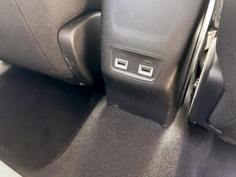 Peugeot 208 1.2 PureTech 100 Allure Premium + 5dr EAT8