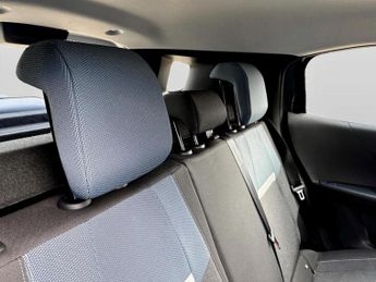 Vauxhall Frontera 83kW Design 44kWh 5dr Auto