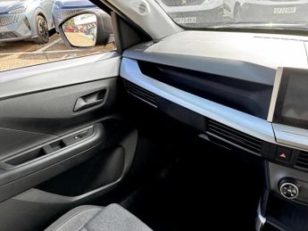 Vauxhall Frontera 83kW Design 44kWh 5dr Auto