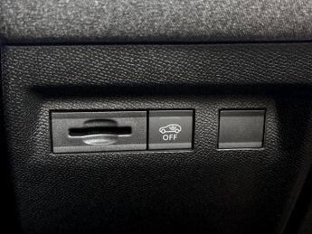 Vauxhall Grandland 157kW GS 73kWh 5dr Auto