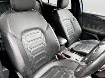Ford Focus 1.0 EcoBoost Hybrid mHEV ST-Line X 5dr Auto