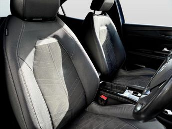 Vauxhall Mokka 100kW Ultimate 50kWh 5dr Auto