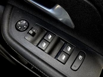 Vauxhall Mokka 100kW Ultimate 50kWh 5dr Auto