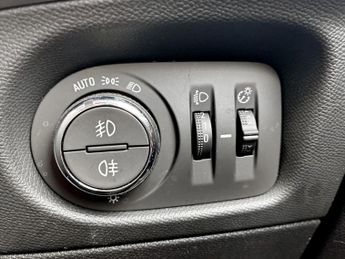 Vauxhall Mokka 100kW Elite Premium 50kWh 5dr Auto