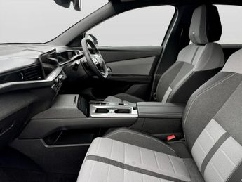 Vauxhall Grandland 157kW GS 73kWh 5dr Auto