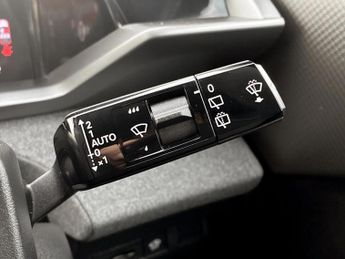 Vauxhall Grandland 157kW GS 73kWh 5dr Auto