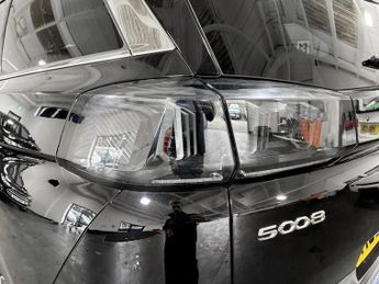 Peugeot 5008 1.2 Hybrid 136 GT 5dr e-DSC6