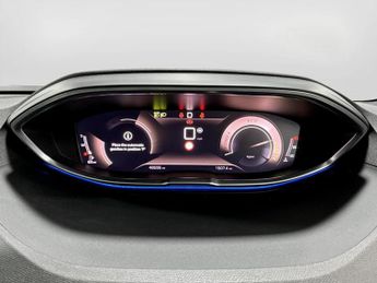 Peugeot 5008 1.2 Hybrid 136 GT 5dr e-DSC6