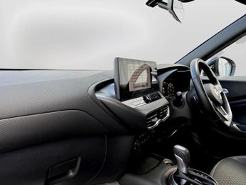 Nissan Juke 1.0 DiG-T N-Connecta 5dr DCT