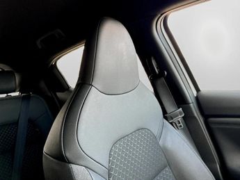 Nissan Juke 1.0 DiG-T N-Connecta 5dr DCT