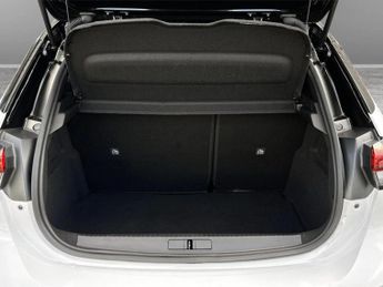 Vauxhall Corsa 100kW Yes 50kWh 5dr Auto