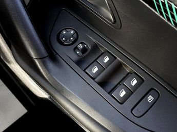 Peugeot 2008 1.2 PureTech 130 Allure Premium+ 5dr EAT8