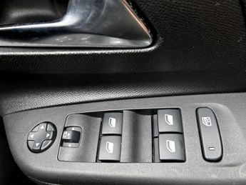 Vauxhall Corsa 100kW Elite Nav 50kWh 5dr Auto [7.4kWCh]