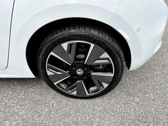Vauxhall Corsa 100kW Elite Nav 50kWh 5dr Auto [7.4kWCh]