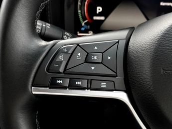 Nissan Juke 1.6 Hybrid N-Connecta 5dr Auto