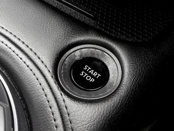 Nissan Juke 1.6 Hybrid N-Connecta 5dr Auto