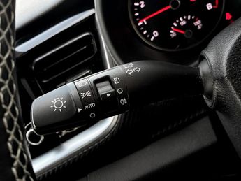 Kia Stonic 1.0T GDi 99 GT-Line 5dr DCT