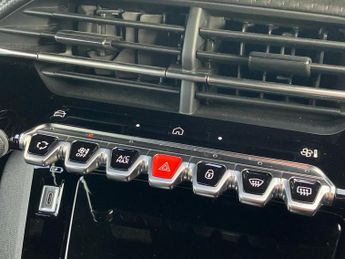Peugeot 2008 115kW GT 54kWh 5dr Auto