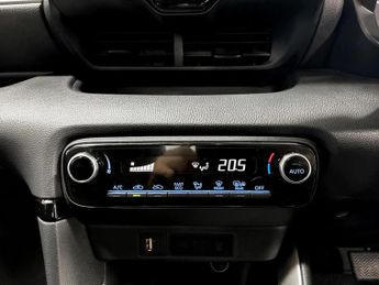 Mazda 2 Hybrid 1.5i Hybrid Pure 5dr CVT