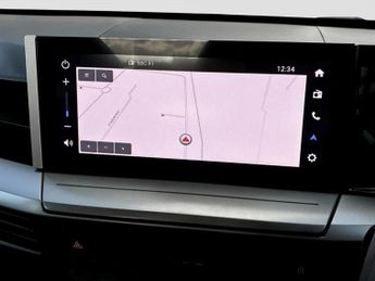 Vauxhall Frontera 83kW Design 44kWh 5dr Auto