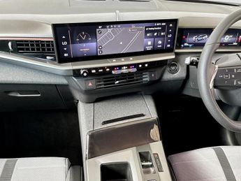 Vauxhall Grandland 157kW GS 73kWh 5dr Auto
